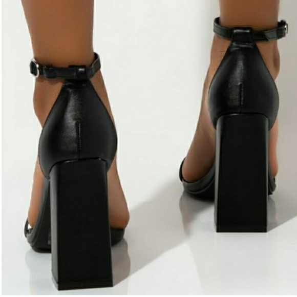 Cape Robbin Black Shoes Chunky Block Heel New - Picture 3 of 10